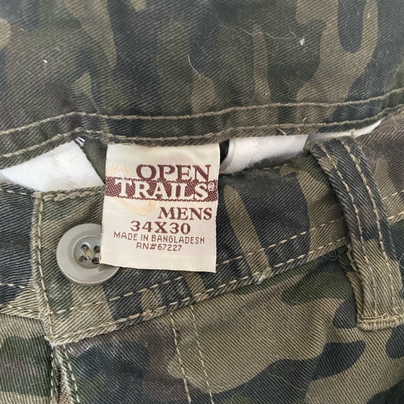 Camo boot cut cargo pants - Picture 4 of 4